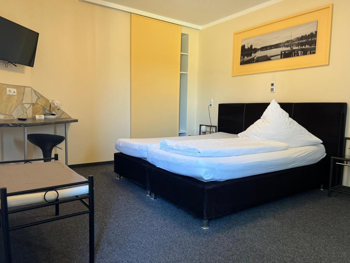 Pension Corona Forst  Экстерьер фото